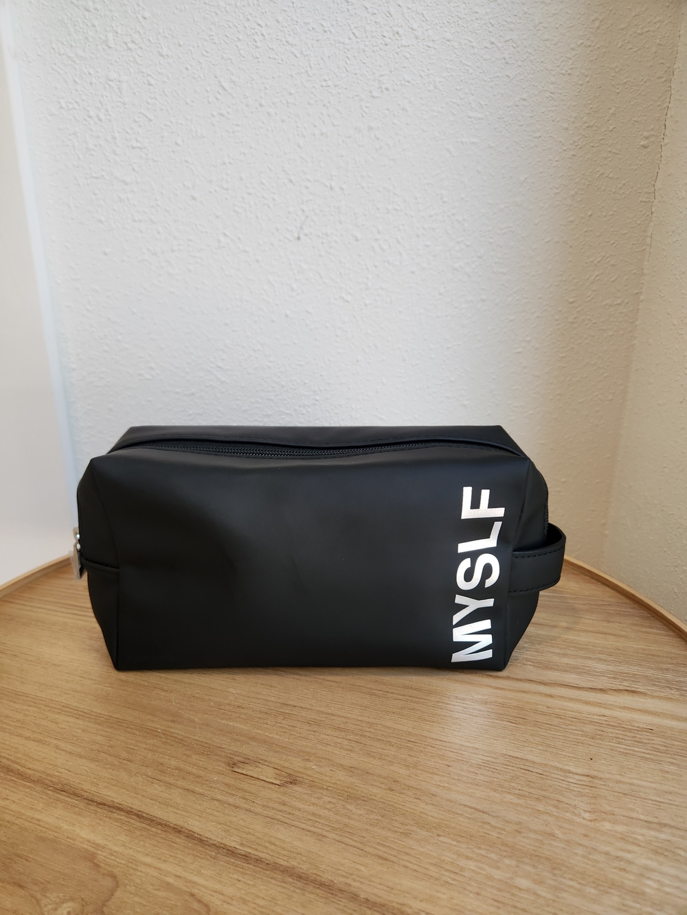 Yves Saint Laurent Black Makeup Travel Case - Picture 2 of 6